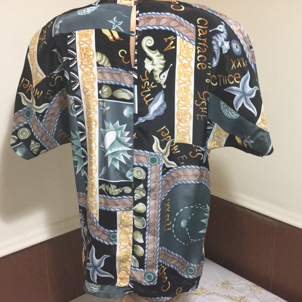 Blouse - Picture 2 of 4